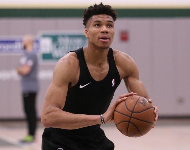 有正在崭露 有正在崭露